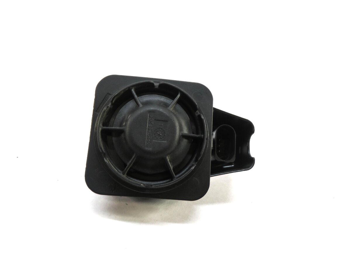 Thumbnail 2: 2017 AUDI A4 (B9 8W) EMERGENCY ANTI THEFT ALARM SIREN HORN LOUD SPEAKER