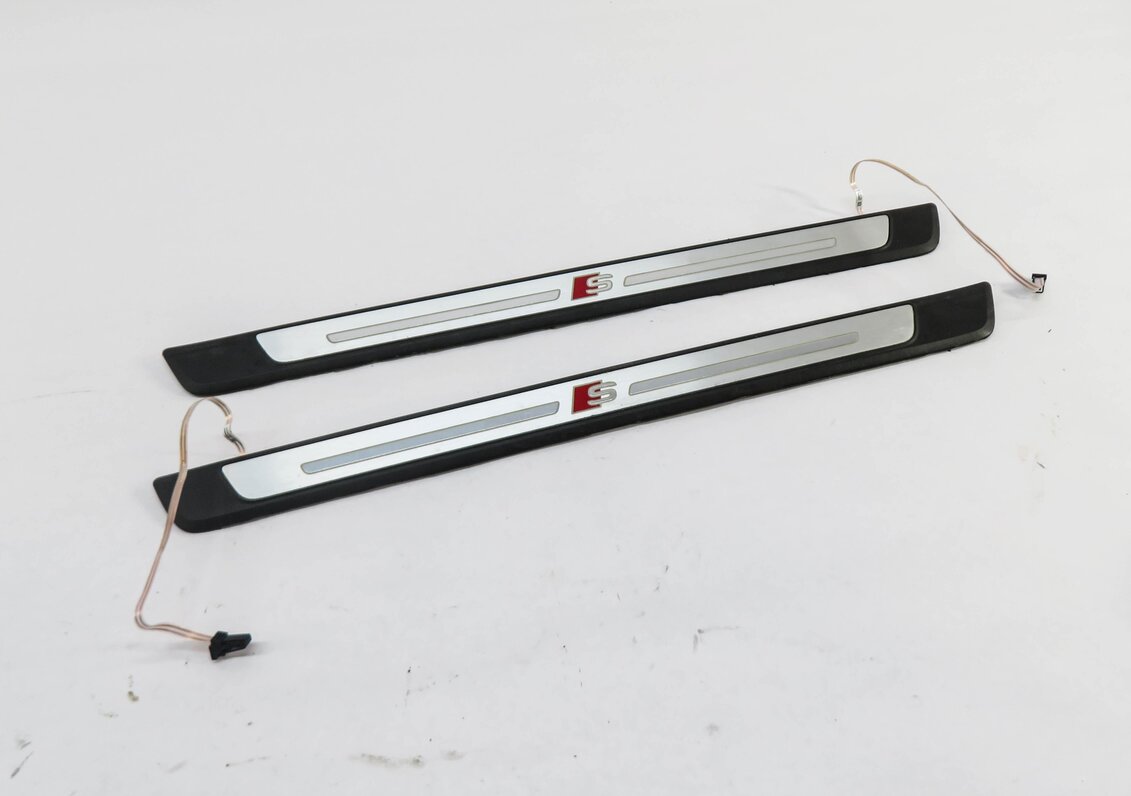 2017 AUDI A4 (B9 8W) FRONT LEFT & RIGHT DOOR SILL TRIM SET-2 (LIGHTED)