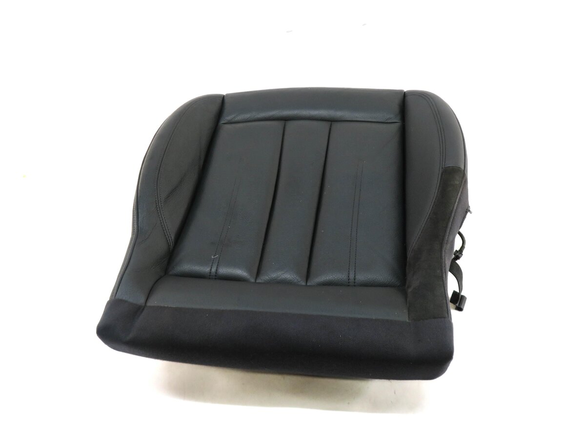 Thumbnail 3: 17-19 AUDI A4 (B9 8W) LEFT FRONT DRIVER LOWER BOTTOM HEATED SEAT CUSHION (BLACK)