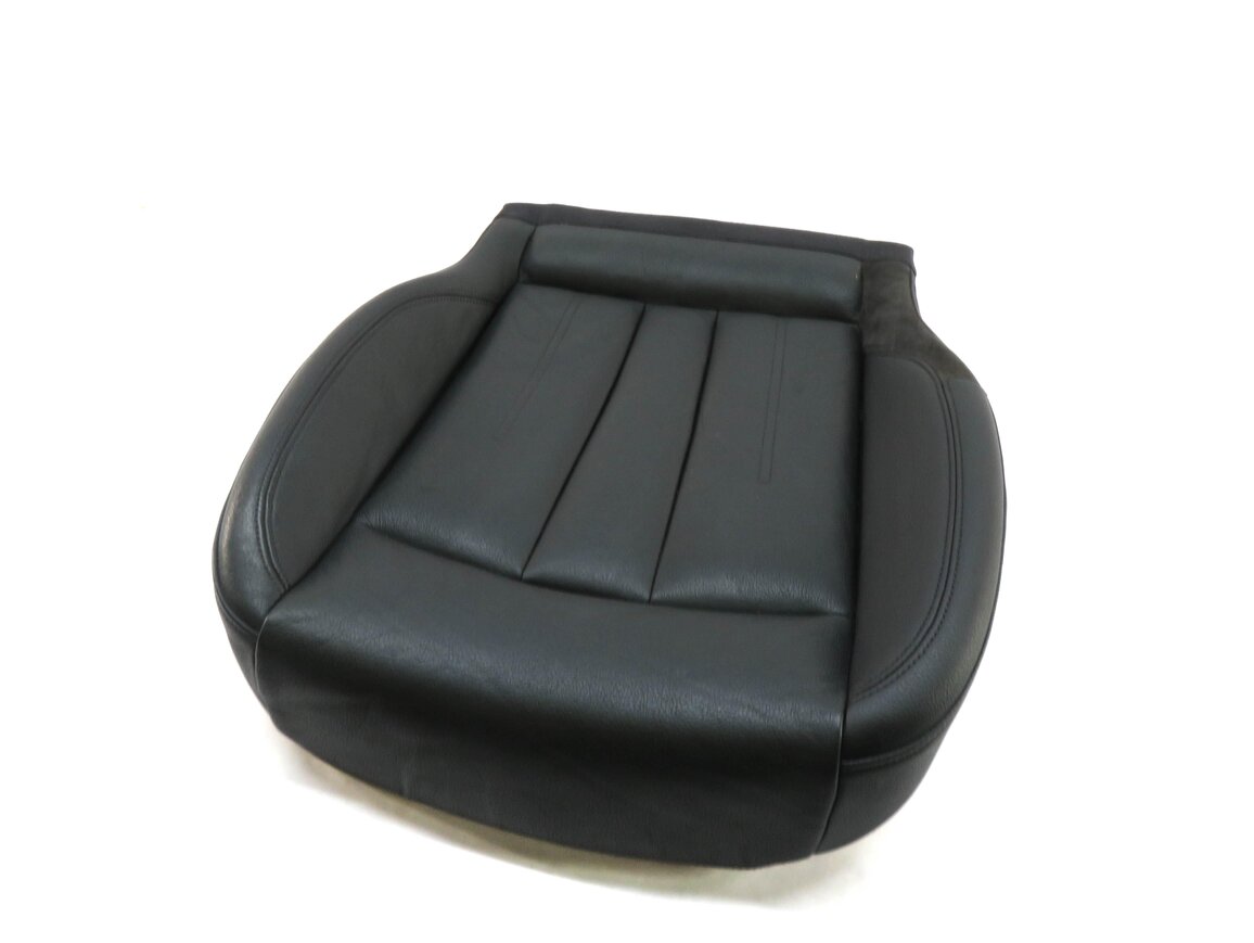 17-19 AUDI A4 (B9 8W) RIGHT PASSENGER LOWER BOTTOM HEATED SEAT CUSHION (BLACK)