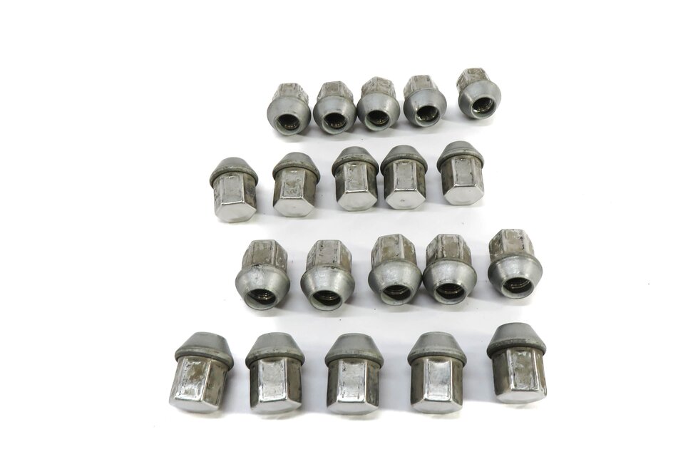Thumbnail 2: 2008-2020 LAND ROVER LR2 DISCOVERY SPORT RANGE ROVER EVOQUE VALAR LUG NUT SET/20