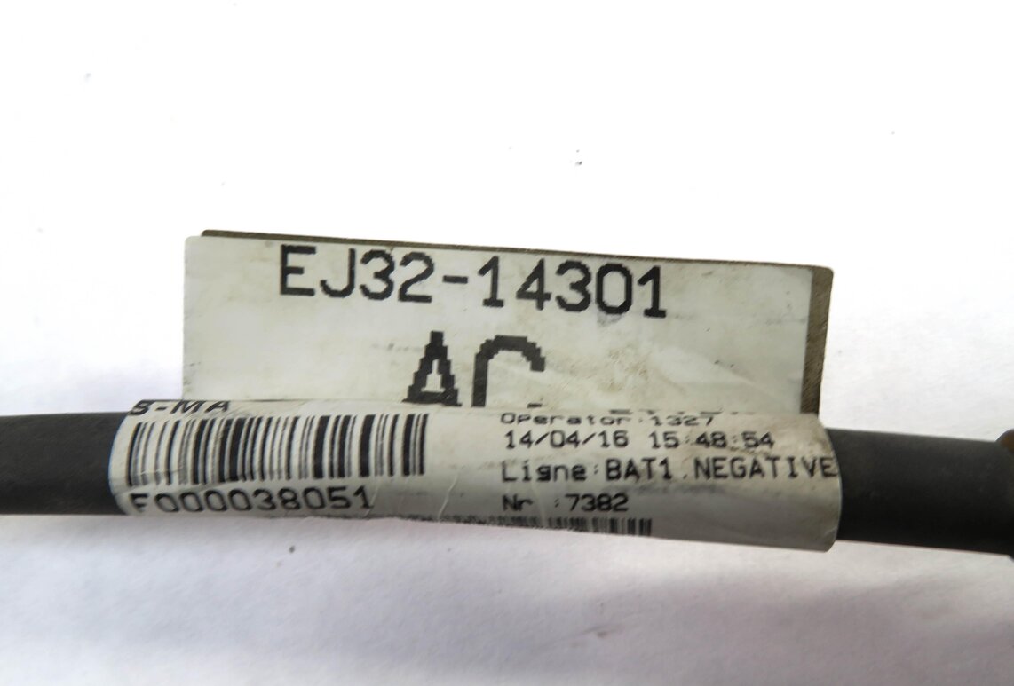 Thumbnail 4: 2016 RANGE ROVER EVOQUE (L538) NEGATIVE BATTERY CABLE