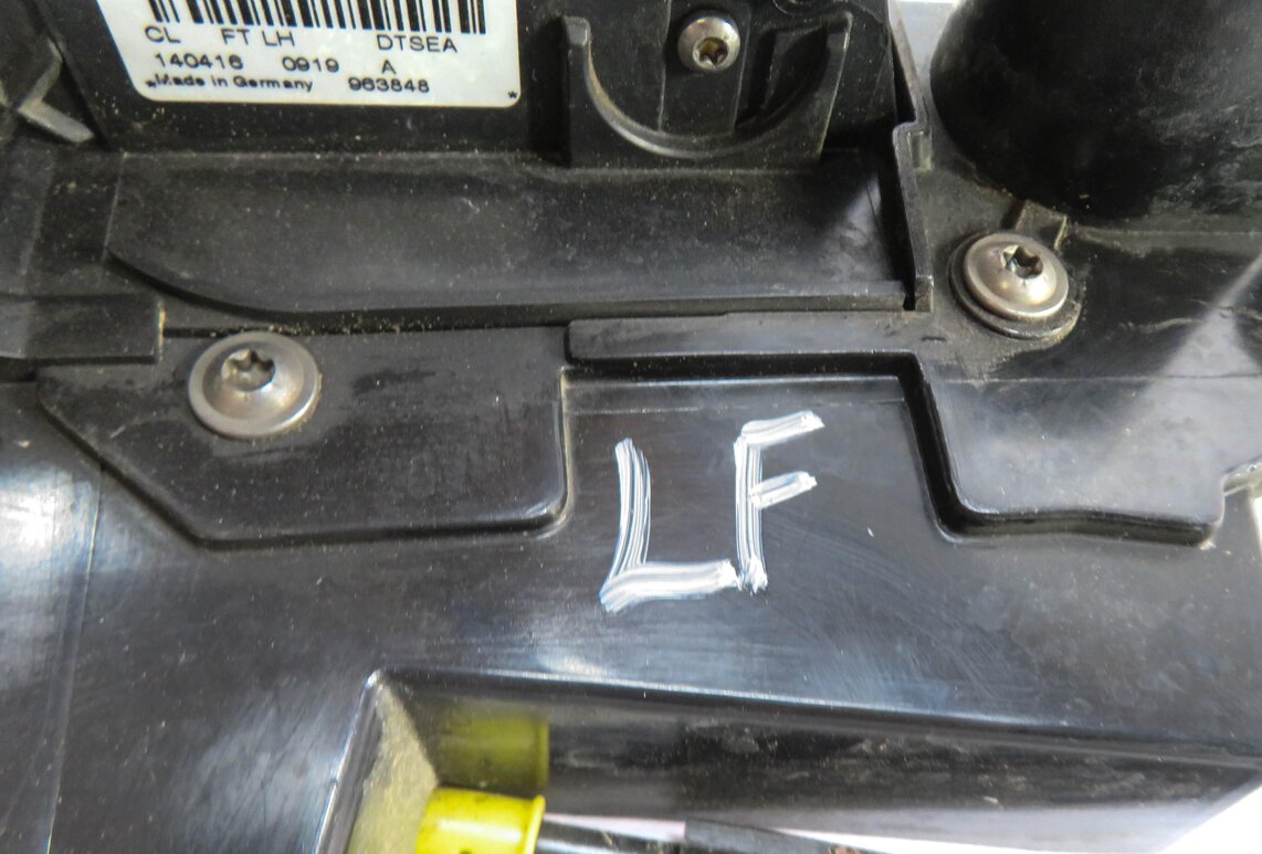 Thumbnail 5: 2010-2019 EVOQUE LR4 / RANGE ROVER SPORT (L320) LEFT FRONT PASSIVE DOOR LATCH