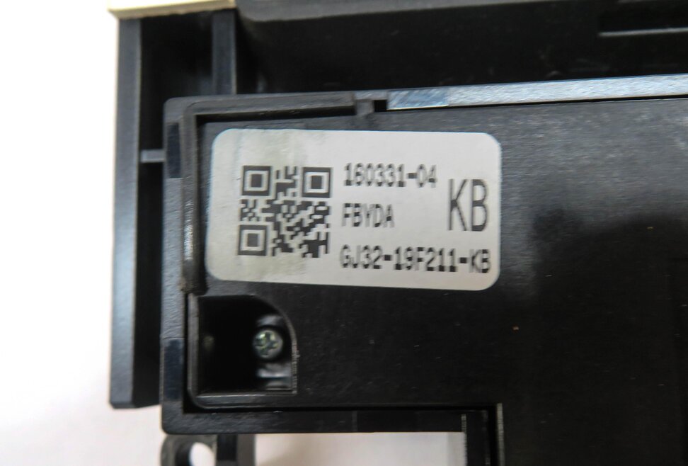 Thumbnail 6: 2016-2019 RANGE ROVER EVOQUE (L538) PDC CAMERA GPS SCREEN TRIM SWITCH PANEL