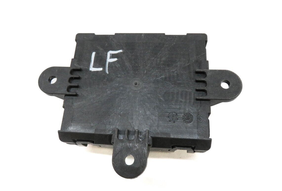 Thumbnail 3: 2016 RANGE ROVER EVOQUE (L538) LEFT FRONT DRIVER DOOR CONTROL MODULE