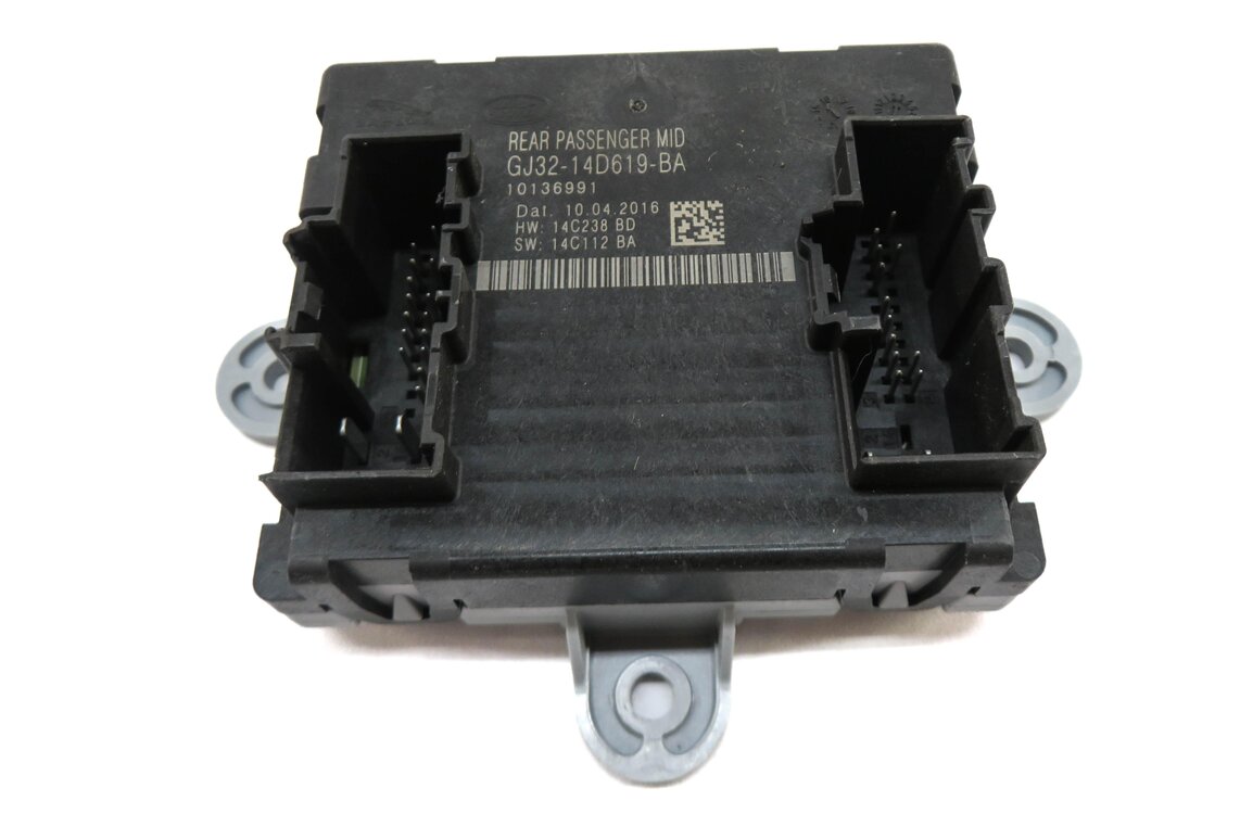 Thumbnail 2: 2016 RANGE ROVER EVOQUE (L538) RIGHT REAR DOOR CONTROL MODULE