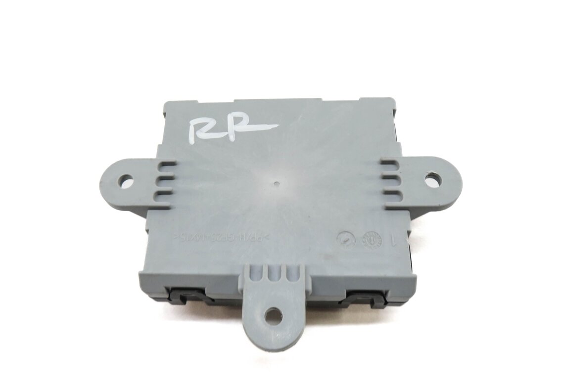 Thumbnail 3: 2016 RANGE ROVER EVOQUE (L538) RIGHT REAR DOOR CONTROL MODULE
