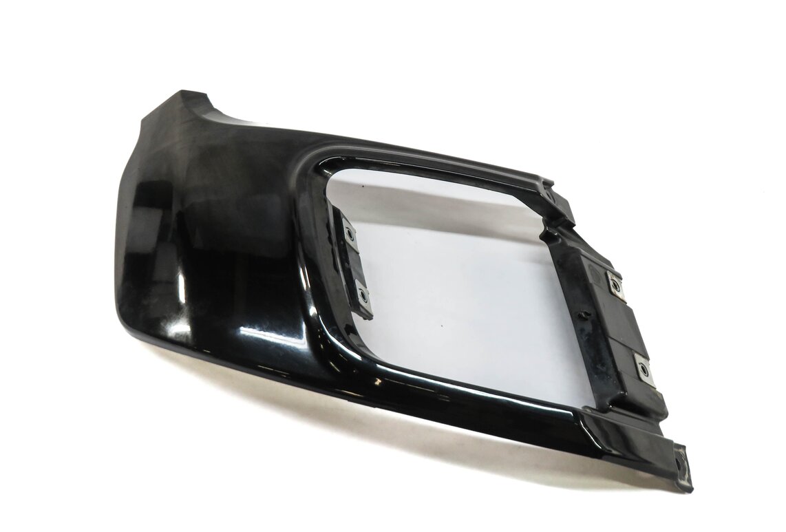 Thumbnail 2: 2016 RANGE ROVER EVOQUE (L538) LEFT REAR LOWER BUMPER EXHAUST TRIM (BLACK)