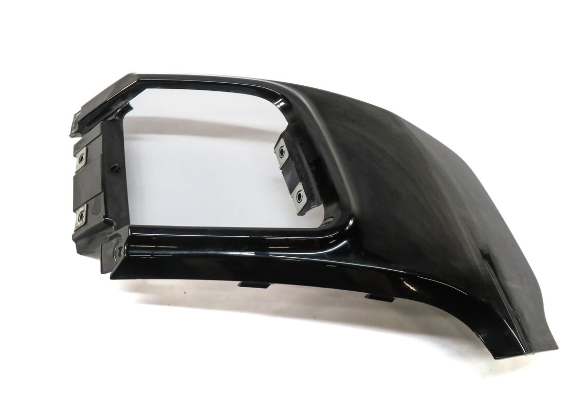 Thumbnail 3: 2016 RANGE ROVER EVOQUE (L538) LEFT REAR LOWER BUMPER EXHAUST TRIM (BLACK)