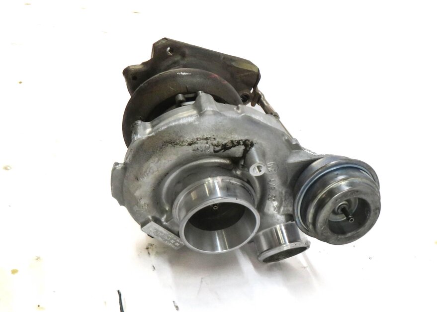 Thumbnail 3: 11-19 MERCEDES CL E GLE GLS ML S SL CLS AMG (W212 W166 X166) RIGHT TURBOCHARGER