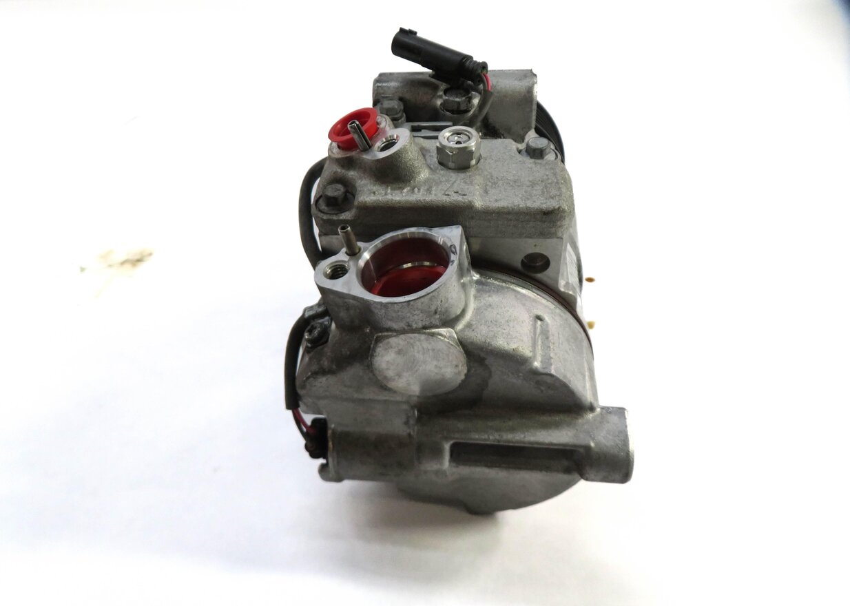 Thumbnail 3: 12-16 MERCEDES E550 E63 CLS550 CLS63 SLK55 (R172 W207 W212 W218) A/C COMPRESSOR