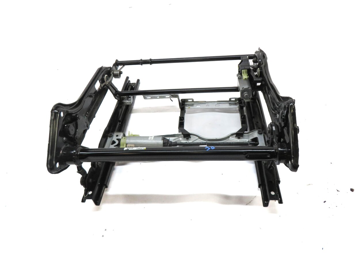 Thumbnail 3: 2012-2018 MERCEDES CLS63 AMG (W218) RIGHT FRONT PASSENGER SEAT TRACK w/ MOTORS