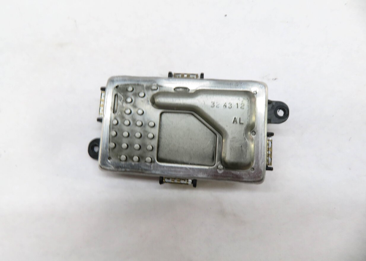 Thumbnail 2: 2013 MERCEDES CLS63 AMG (W218) FRONT HEATER A/C BLOWER FAN MOTOR SPEED RESISTOR