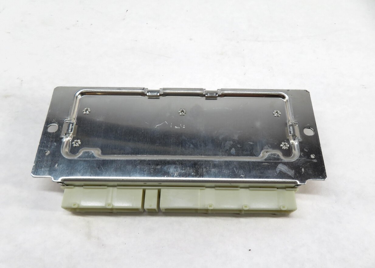 Thumbnail 3: 2011-2014 MERCEDES E CLS CLASS (W212 W218) AIR SUSPENSION CONTROL MODULE