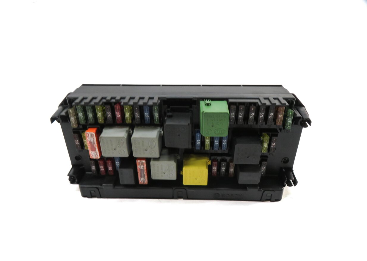 Thumbnail 3: 2013 MERCEDES CLS63 AMG (W218) FRONT SIGNAL ACQUISITION CONTROL MODULE SAM