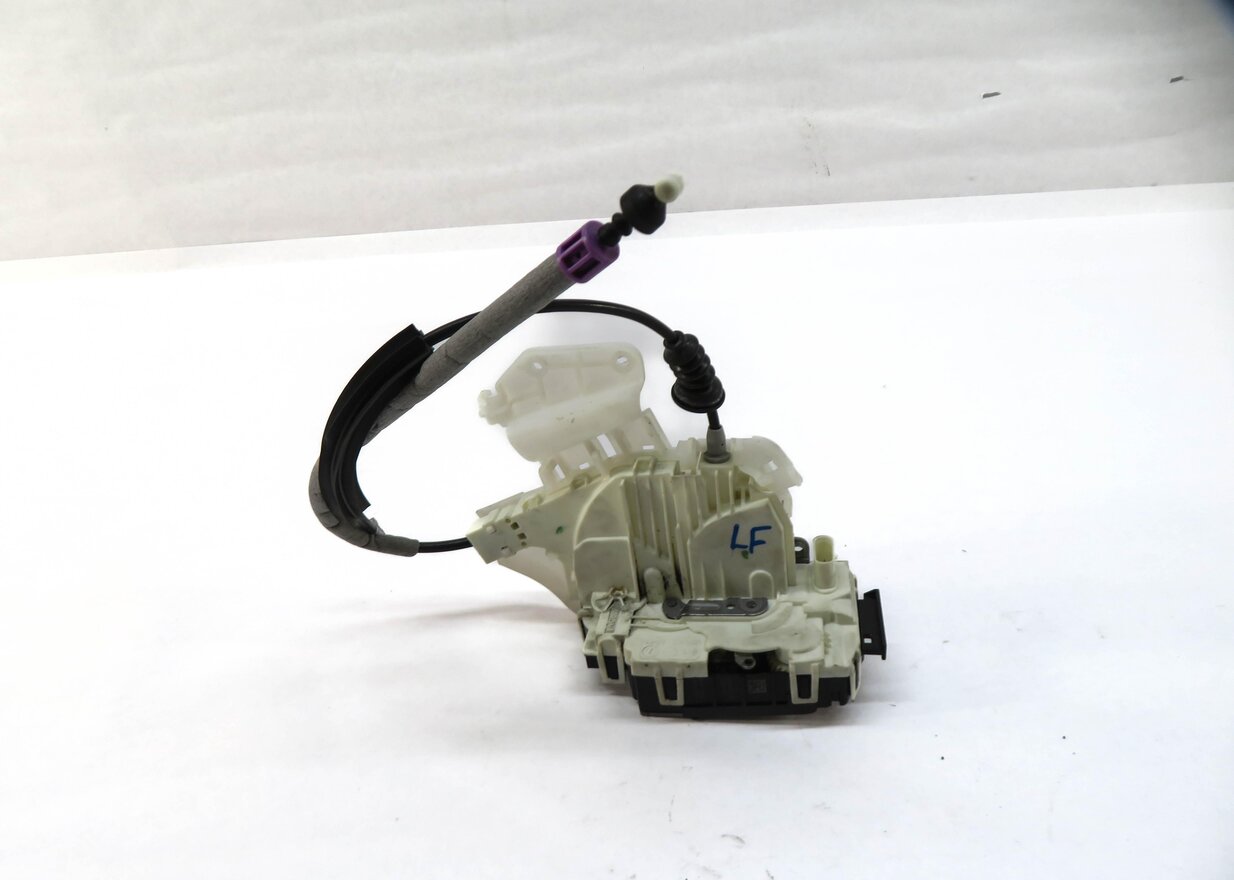 Thumbnail 2: 10-20 MERCEDES C E GLK SL CLS SLK CLASS (W204 W212 W218) LEFT FRONT DOOR LATCH