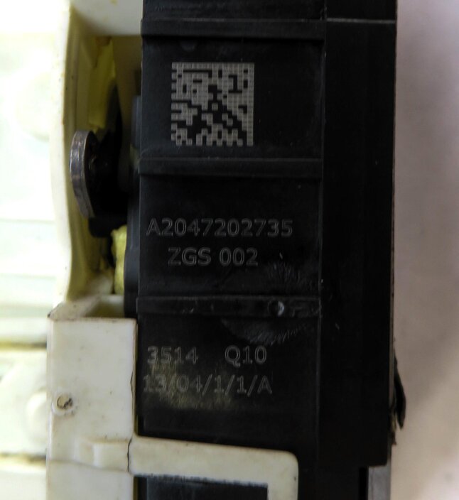 Thumbnail 5: 10-20 MERCEDES C E GLK SL CLS SLK CLASS (W204 W212 W218) LEFT FRONT DOOR LATCH