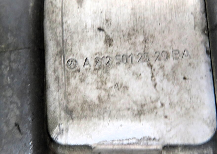 Thumbnail 6: 2013 MERCEDES CLS63 AMG (W218) 5.5L M157 ENGINE AUXILIARY WATER PUMP