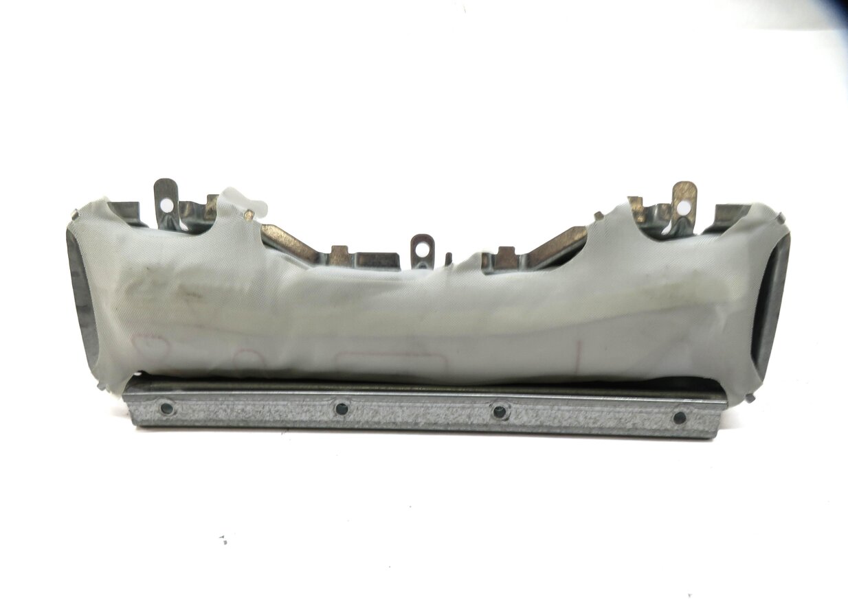 Thumbnail 2: 2012-2018 MERCEDES CLS400 CLS550 CLS63 (W218) LEFT DRIVER KNEE AIRBAG AIR BAG