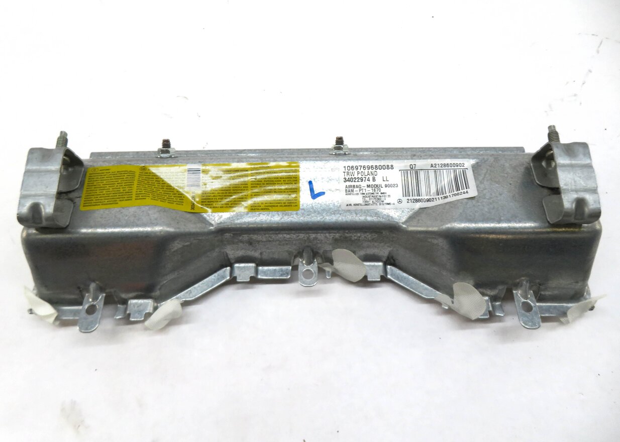 Thumbnail 3: 2012-2018 MERCEDES CLS400 CLS550 CLS63 (W218) LEFT DRIVER KNEE AIRBAG AIR BAG