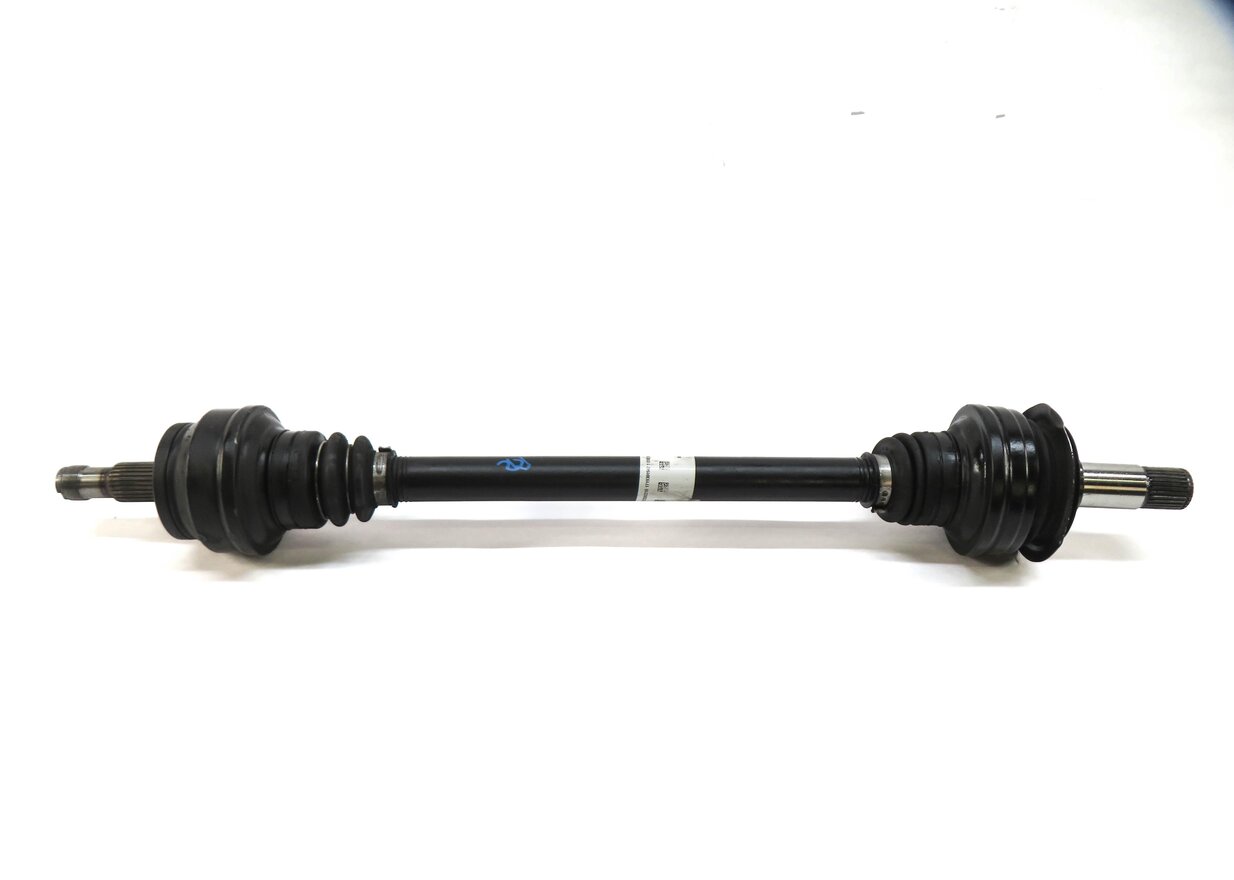 Thumbnail 2: 2010-2018 MERCEDES C E SL CLS63 (W204 W212 W231 W218) AMG RIGHT REAR AXLE SHAFT