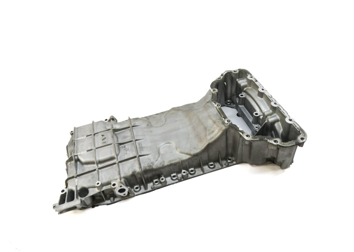 2012-2015 MERCEDES ML63 CLS550 CLS63 AMG (W166 W218) UPPER ENGINE OIL PAN CRADLE