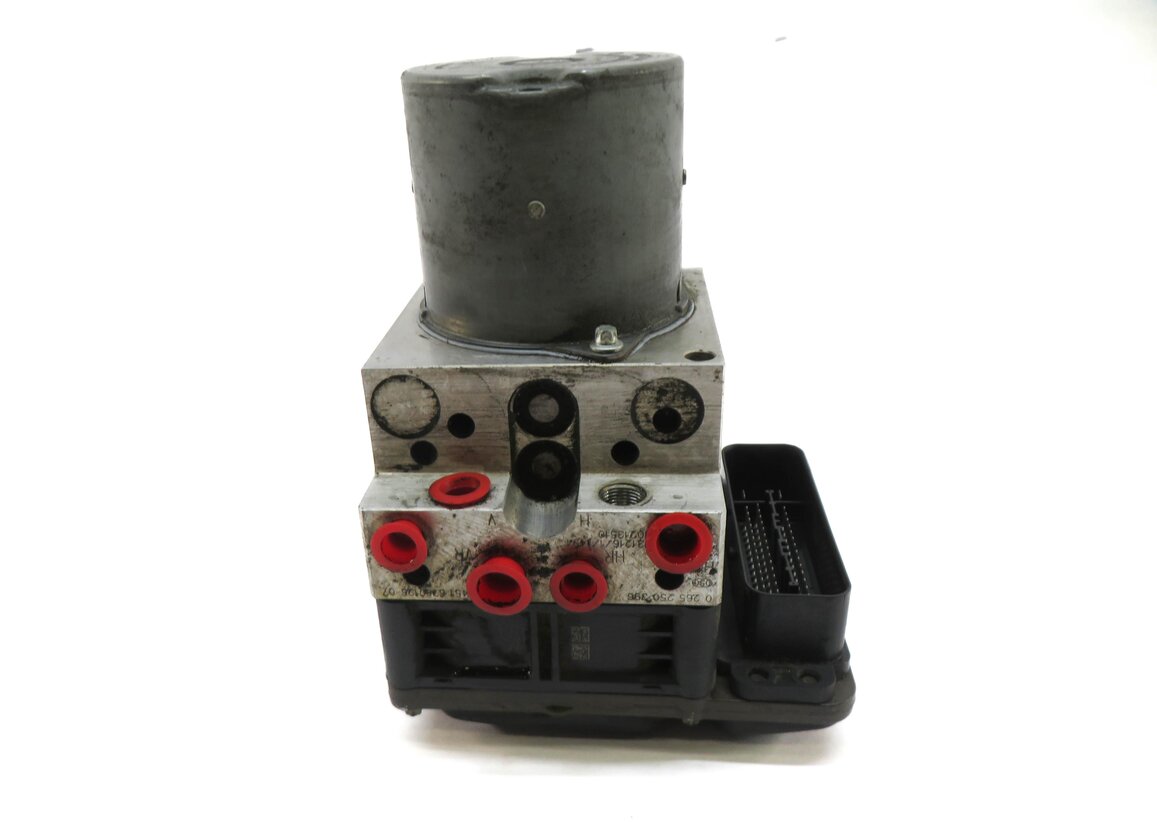 Thumbnail 2: 2007-2014 BMW X5 X5M X6 X6M (E70 / E71) ABS ANTI LOCK BRAKE PUMP w/ MODULE