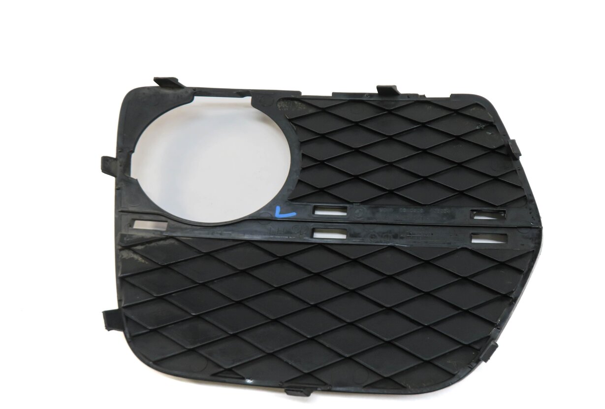 Thumbnail 4: 2013-2014 BMW X6 (E71) LEFT FRONT DRIVER LOWER BUMPER FOGLIGHT GRILLE TRIM