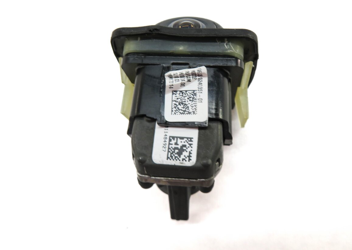 Thumbnail 5: 09-18 BMW 2 3 4 5 7 M5 X3 X5 X6 (F01 F07 F10 F15 F16 F30 F32) REARVIEW CAMERA