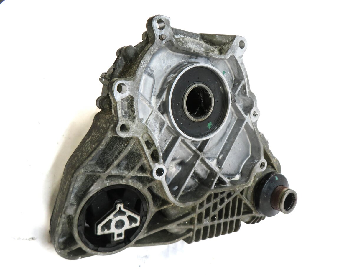 Thumbnail 4: 13-14 BMW X5 X6 (E70 E71) 3.0L N55 TURBO ENGINE - FRONT TRANSFER CASE w/o MOTOR