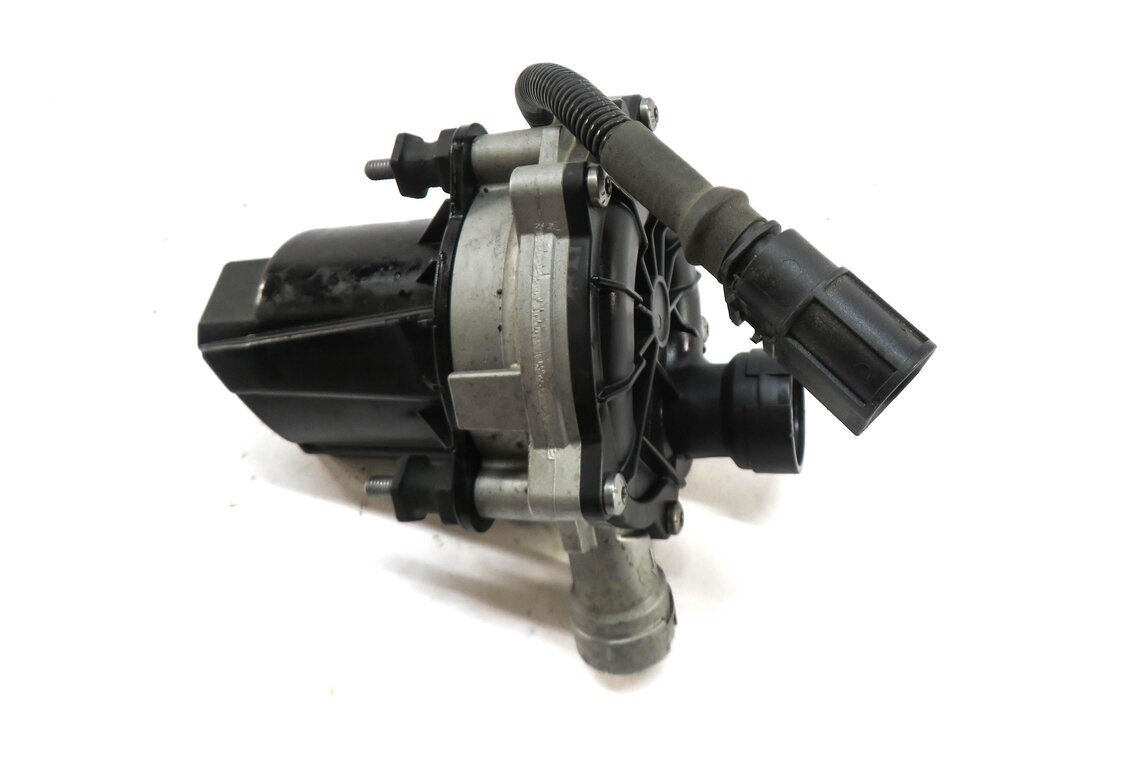 Thumbnail 4: 2013-2017 AUDI S4 S5 S8 (B8 8K 8T D4 4H) 3.0L / 4.0L ENGINE - AIR INJECTION PUMP
