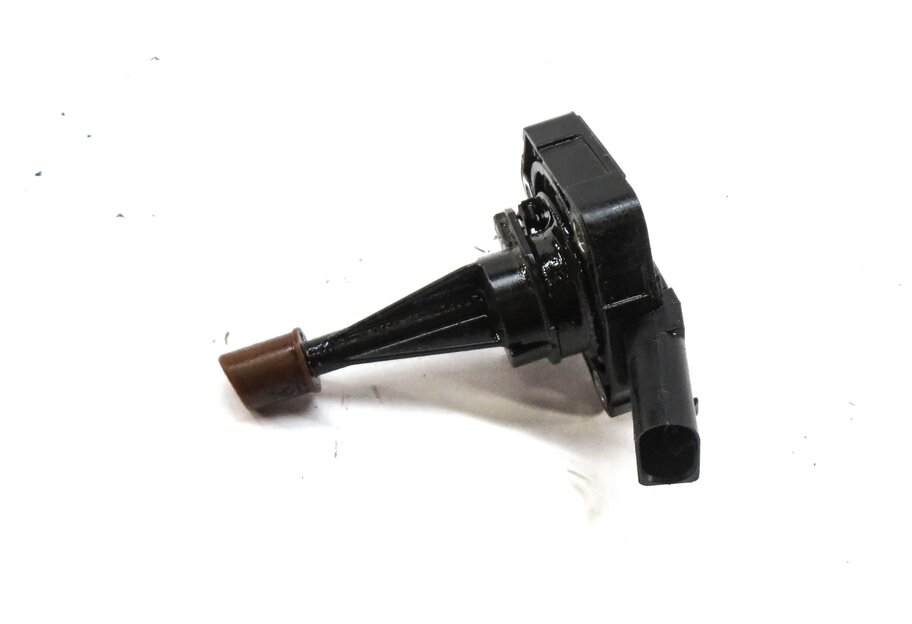 2014 AUDI S4 (B8 8K) 3.0L CTUB SUPERCHARGED ENGINE OIL LEVEL SENSOR SENDER