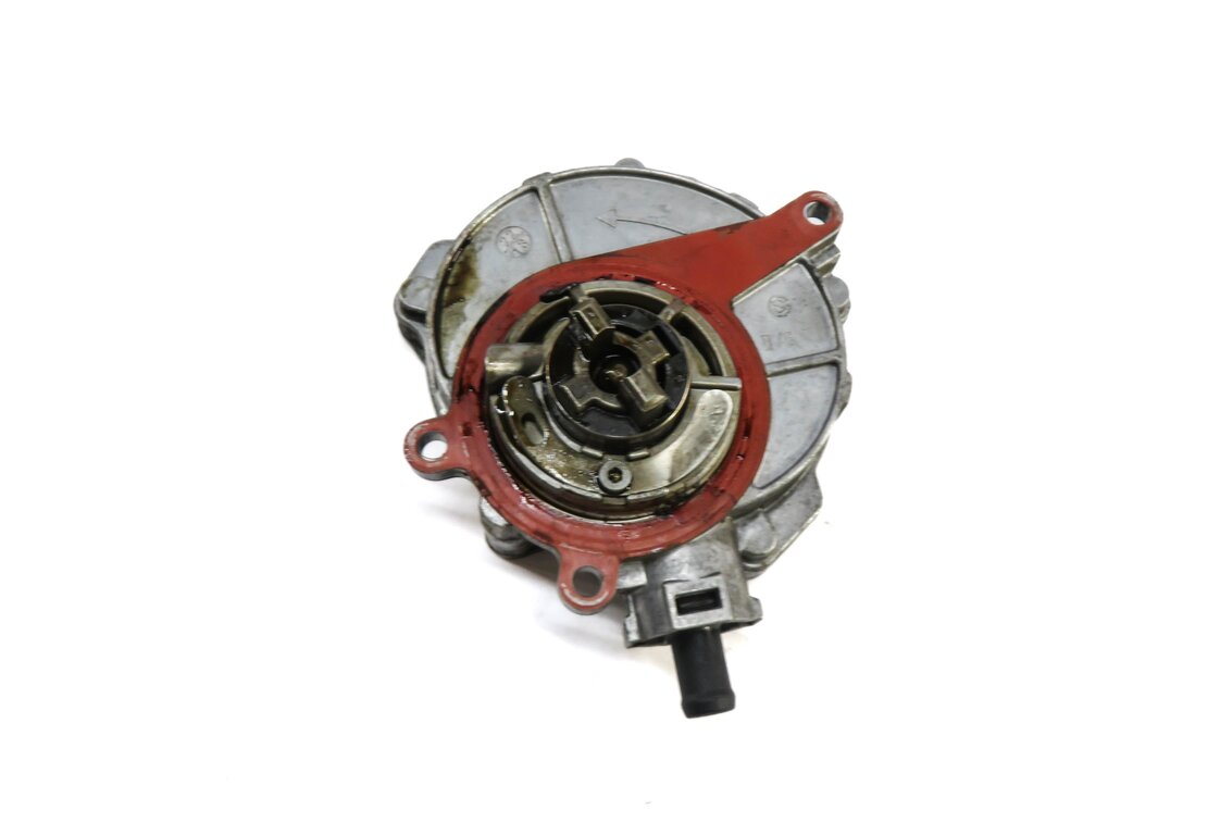 Thumbnail 2: 2012-2017 AUDI A6 A7 Q5 S4 S6 RQ5 TOUAREG - 3.0L ENGINE BRAKE VACUUM PUMP