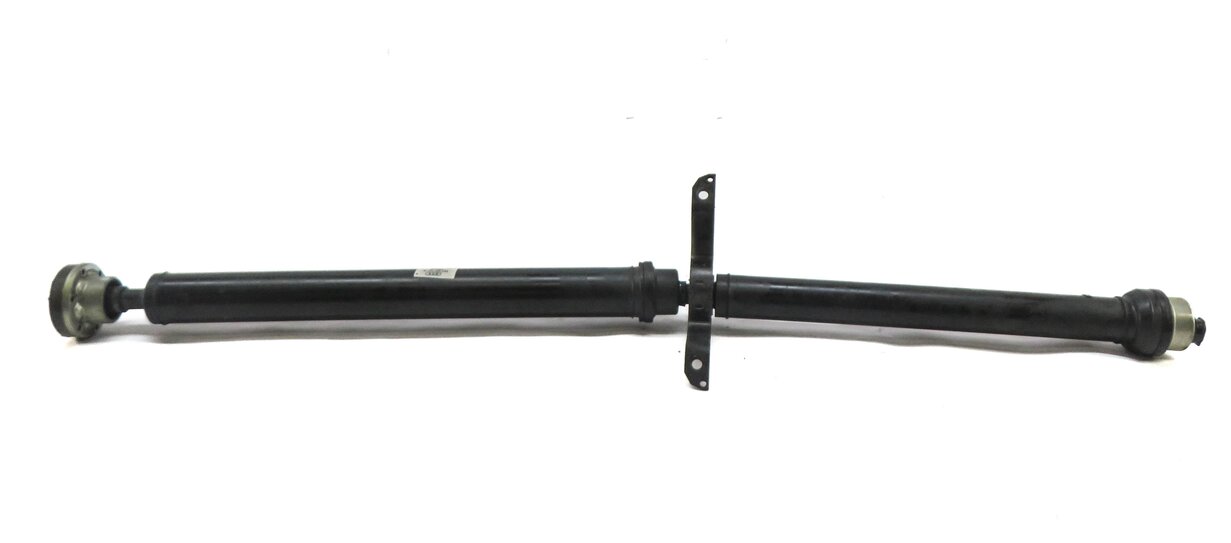Thumbnail 3: 2012-2016 AUDI S4 (B8 8K) SEDAN - A/T REAR DRIVESHAFT DRIVELINE DRIVE LINE SHAFT