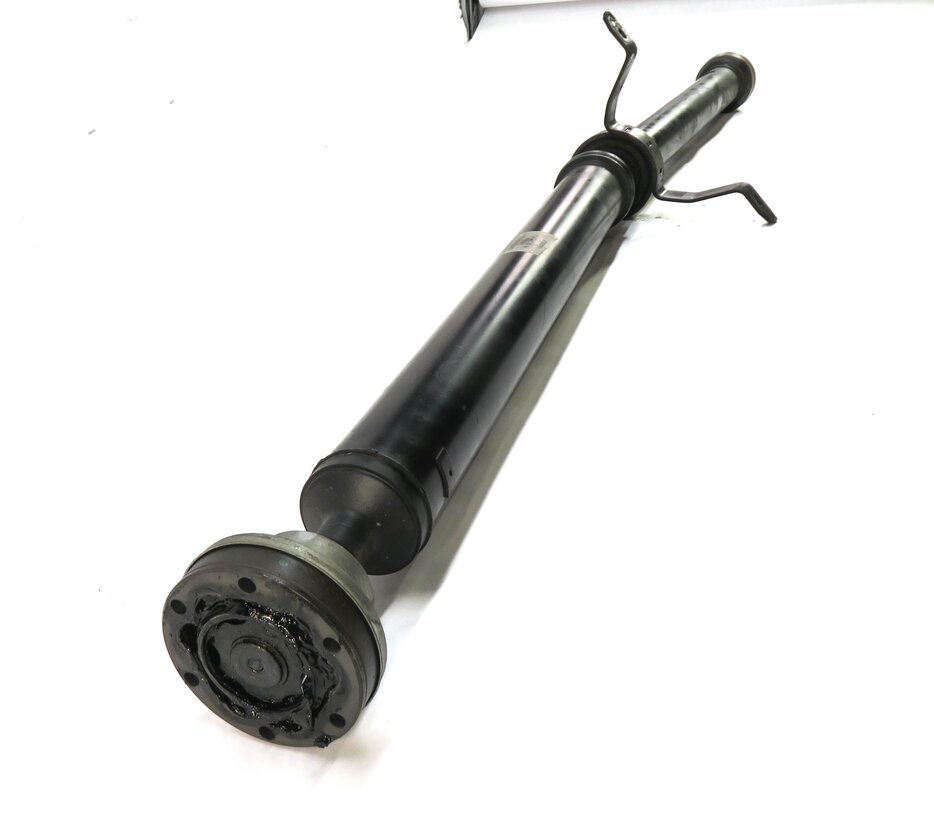 Thumbnail 4: 2012-2016 AUDI S4 (B8 8K) SEDAN - A/T REAR DRIVESHAFT DRIVELINE DRIVE LINE SHAFT
