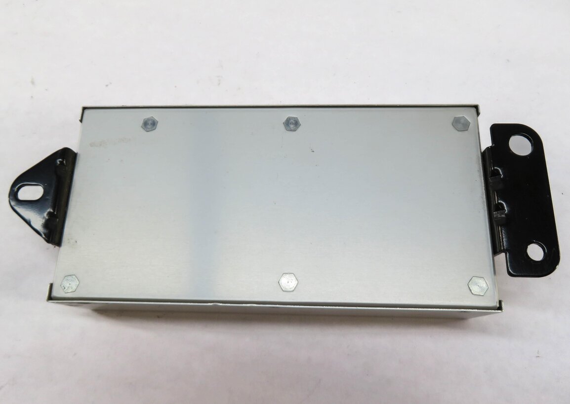 Thumbnail 3: 2015 LAND ROVER DISCOVERY SPORT (L550) BODY CONTROL MODULE COMPUTER