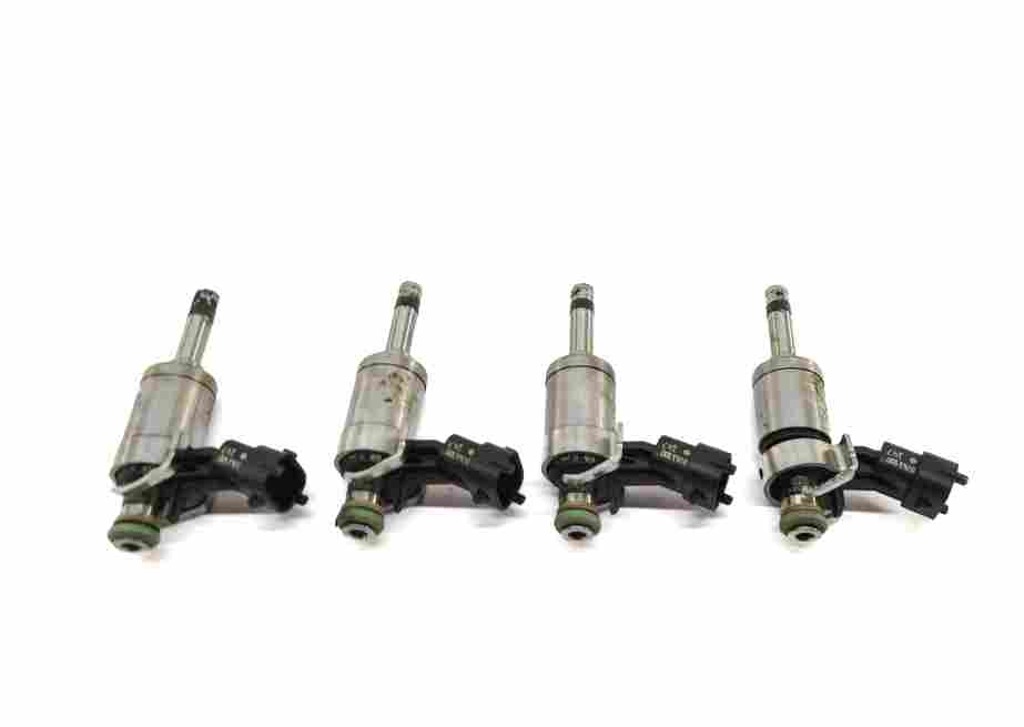 Thumbnail 2: 12-17 LR2 DISCOVERY SPORT RANGE ROVER EVOQUE (L538 L550) 2.0L FUEL INJECTOR SET
