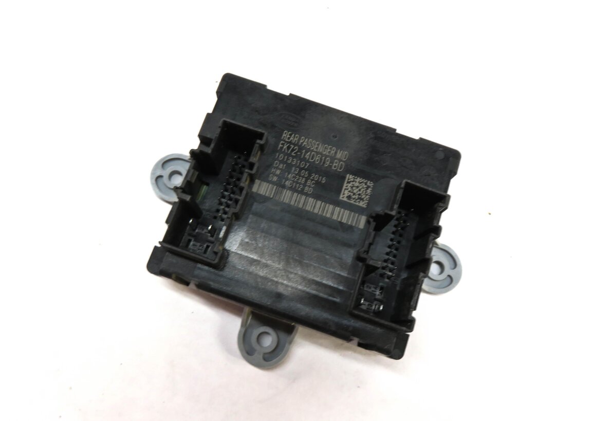 2015 LAND ROVER DISCOVERY SPORT (L550) RIGHT REAR DOOR CONTROL MODULE