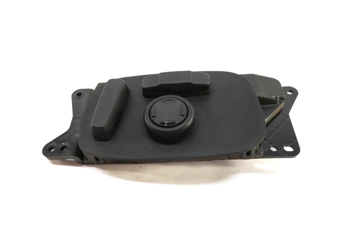 Thumbnail 3: 2015 LAND ROVER DISCOVERY SPORT (L550) LEFT FRONT DRIVER SEAT ADJUST SWTICH