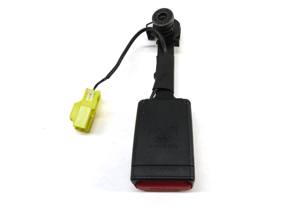 Thumbnail 3: 2015 LAND ROVER DISCOVERY SPORT (L550) LEFT REAR 3rd ROW SEAT SEATBELT BUCKLE