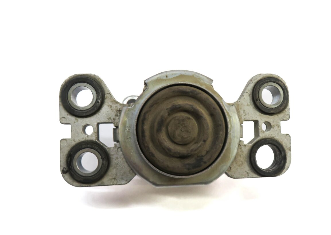 Thumbnail 2: 2015 LAND ROVER DISCOVERY SPORT (L550) 2.0L TRANSMISSION MOUNT MOUNTING BRACKET