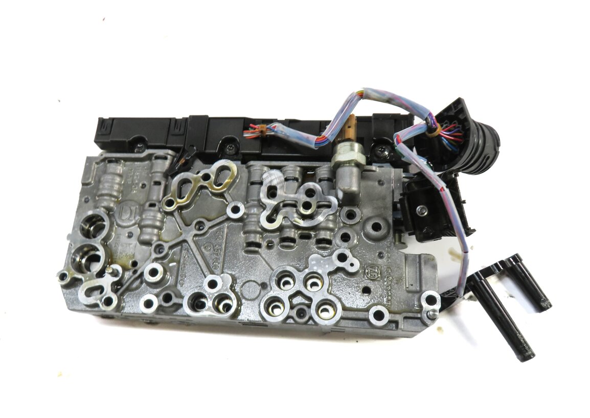 Thumbnail 2: 2014-2017 RANGE ROVER EVOQUE DISCOVERY SPORT (L538 L550) TRANSMISSION VALVE BODY