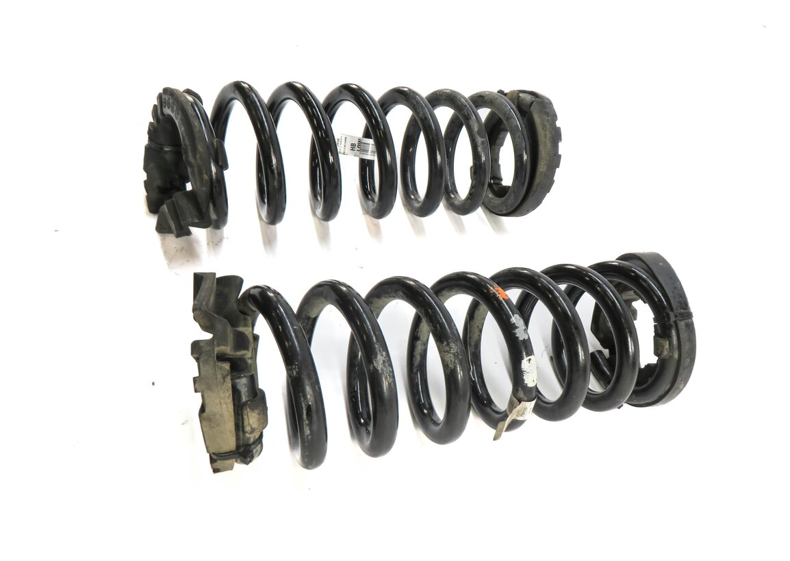 Thumbnail 3: 2015-2019 LAND ROVER DISCOVERY SPORT (L550) REAR SUSPENSION COIL SPRING SET-2