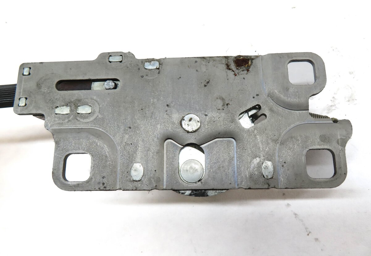 Thumbnail 5: 2006 AUDI A8 (D3) REAR TRUNK LOCK LATCH ACTUATOR w/ CABLE
