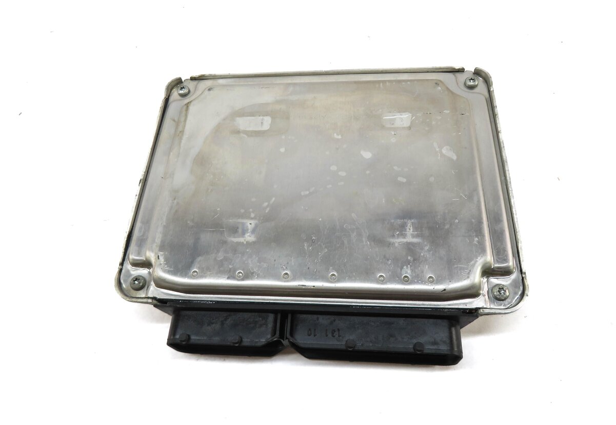 Thumbnail 3: 2006 AUDI A8 (D3) 4.2L BGK V8 ENGINE CONTROL MODULE COMPUTER