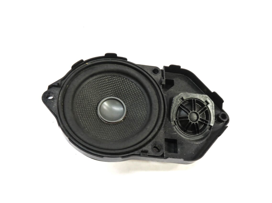 Thumbnail 6: 2011 BMW X3 (F25) RADIO STEREO AUDIO SUB SUBWOOFER TWEETER SPEAKER SET