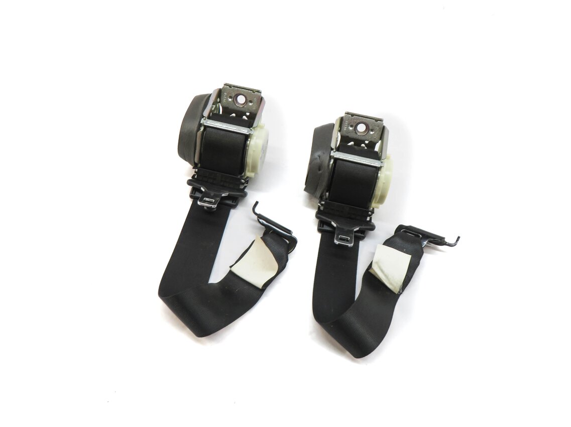 Thumbnail 5: 2011 BMW X3 (F25) REAR SEAT LEFT & RIGHT SEATBELT RETRACTOR SET-2 (BLACK)