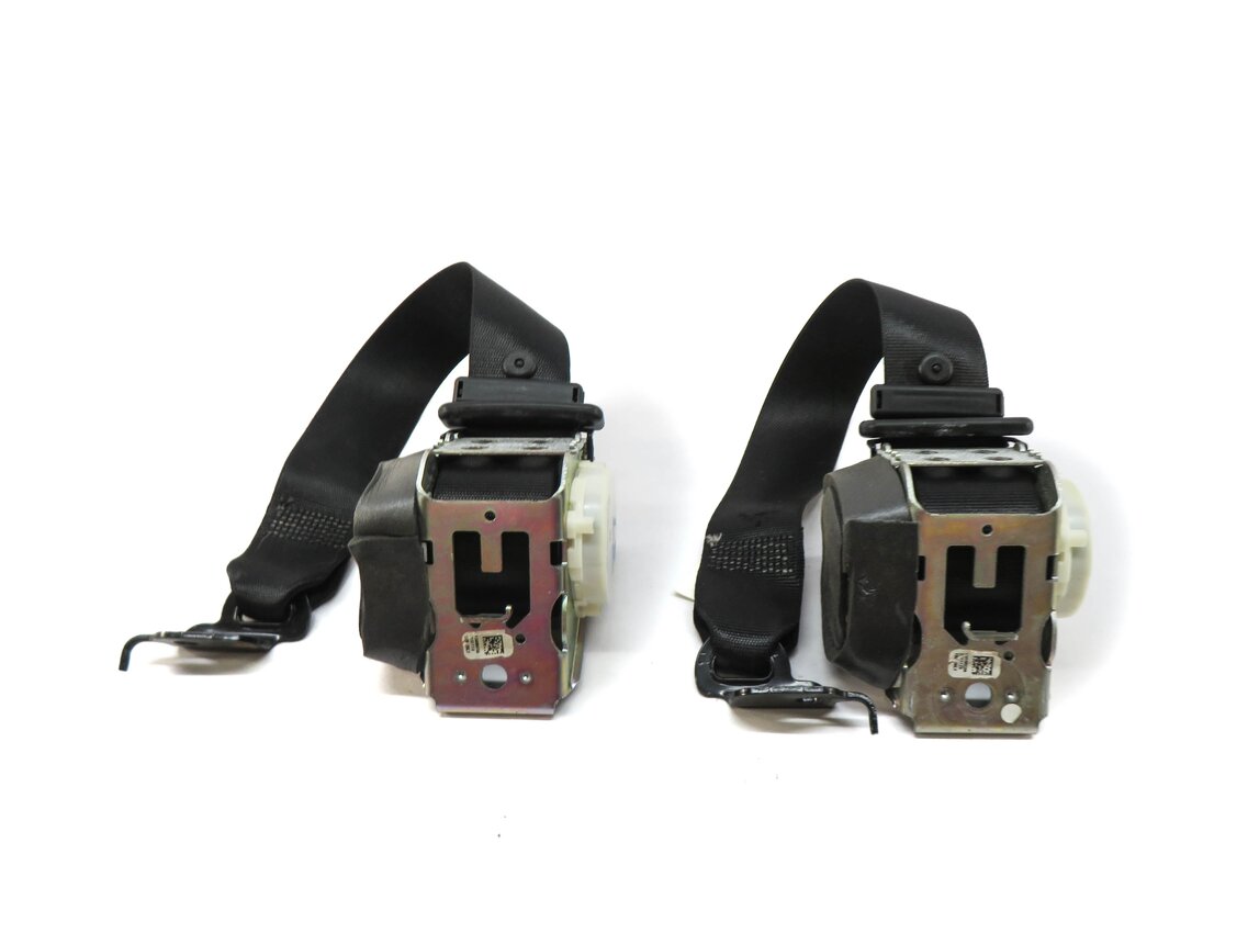 Thumbnail 7: 2011 BMW X3 (F25) REAR SEAT LEFT & RIGHT SEATBELT RETRACTOR SET-2 (BLACK)