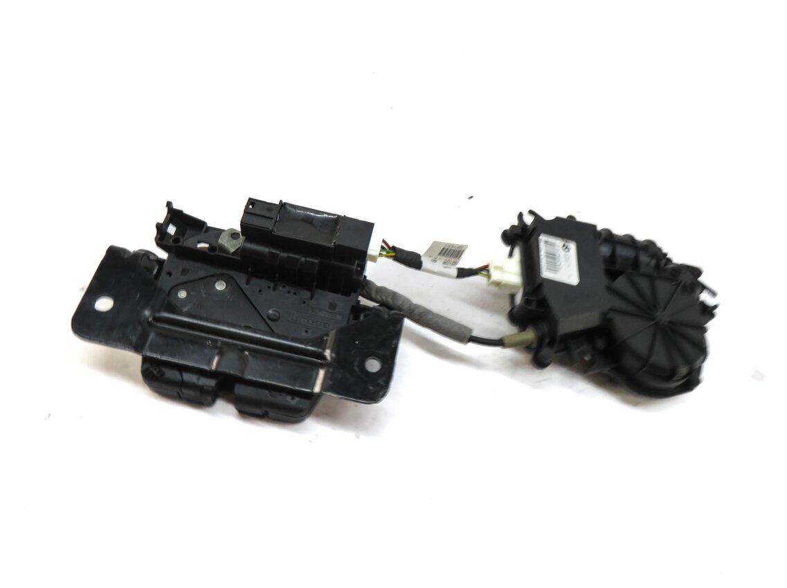 Thumbnail 2: 2011 BMW X3 (F25) REAR TRUNK LOCK LATCH ACTUATOR w/ SOFT CLOSE MOTOR