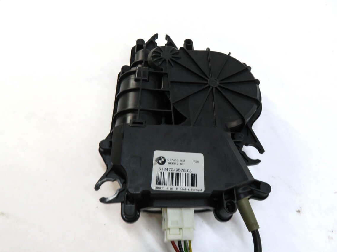 Thumbnail 6: 2011 BMW X3 (F25) REAR TRUNK LOCK LATCH ACTUATOR w/ SOFT CLOSE MOTOR